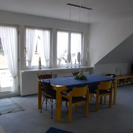 Komfortferienwohnung In Ruhiger Lage Mit 128qm In アパート *